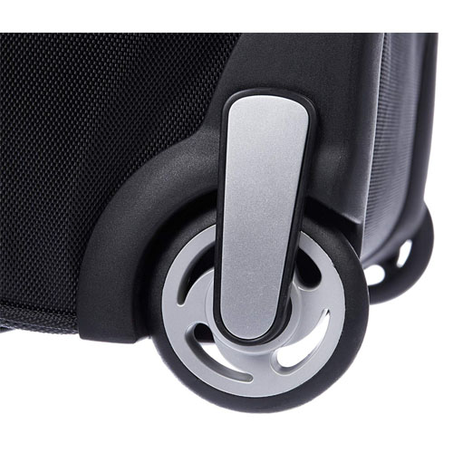 Travel bags with wheels